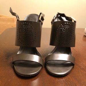 Tory Burch size 8 leather heels